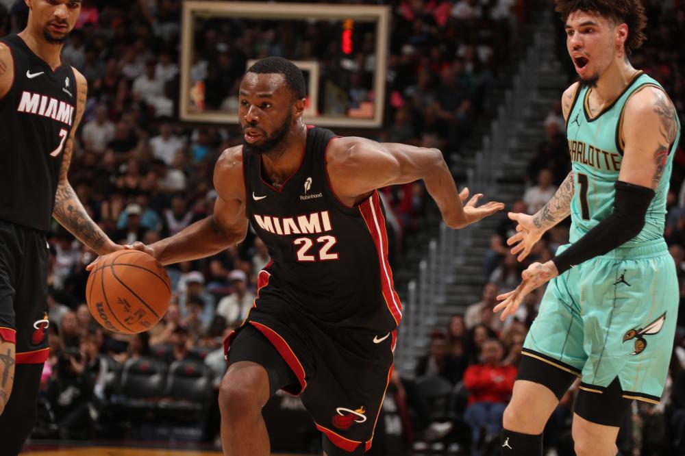 赴去证明自 赴去证明自