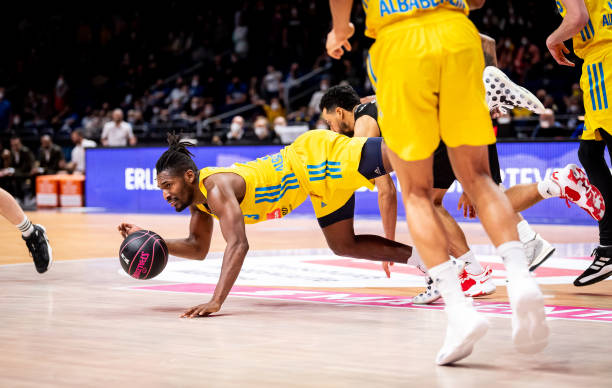 曼城教练组 曼城教练组