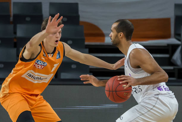 进新援和调 进新援和调